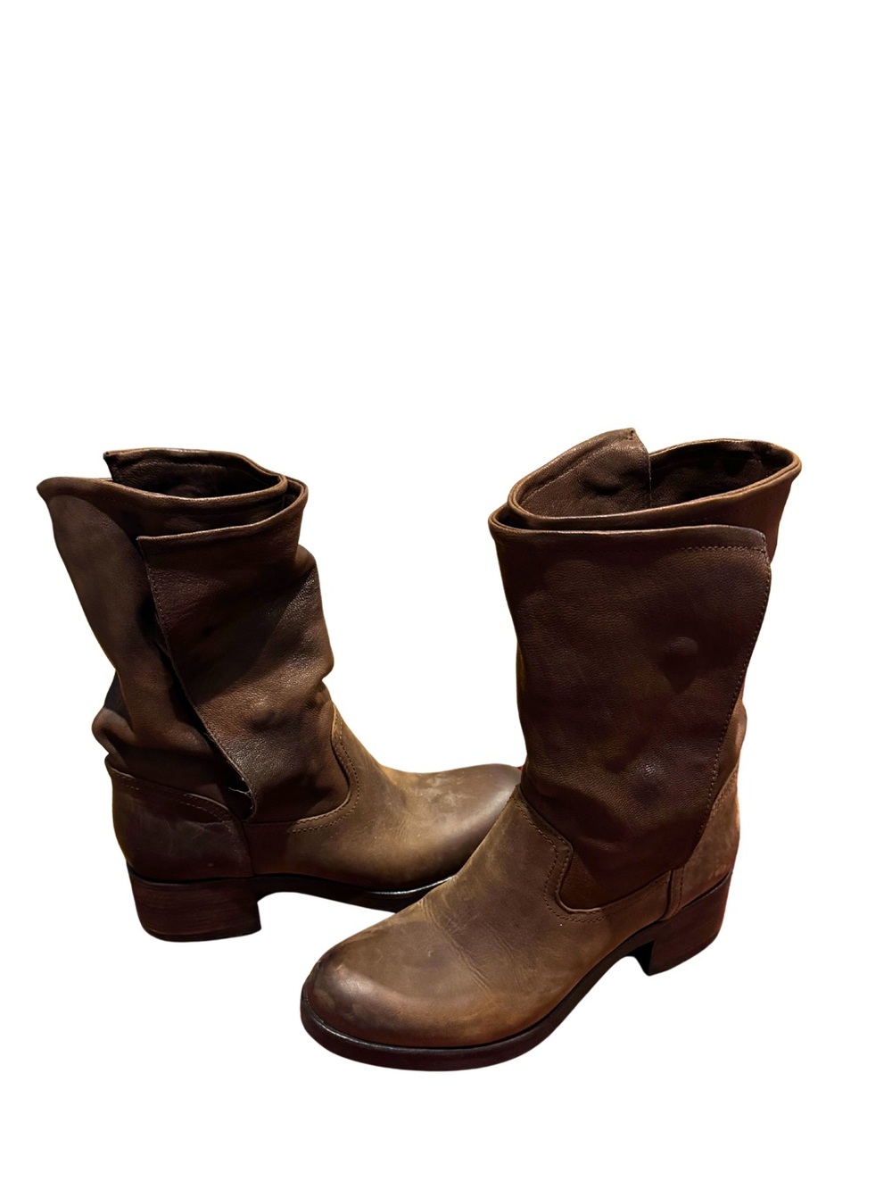 Vera Wang Boots